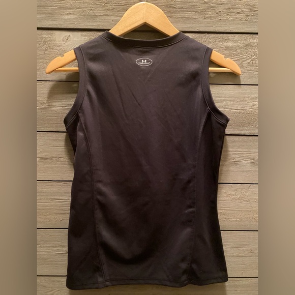 Under Armour V-Neck Tank Top - Picture 4 of 4